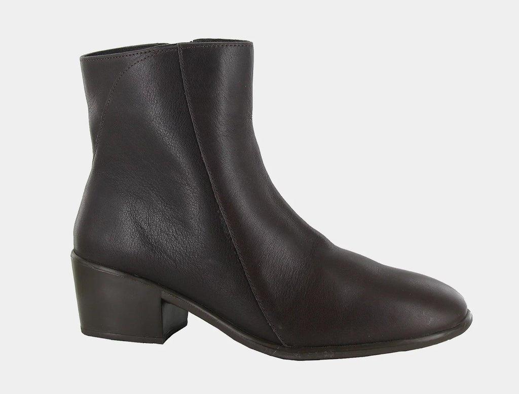 Blundstone